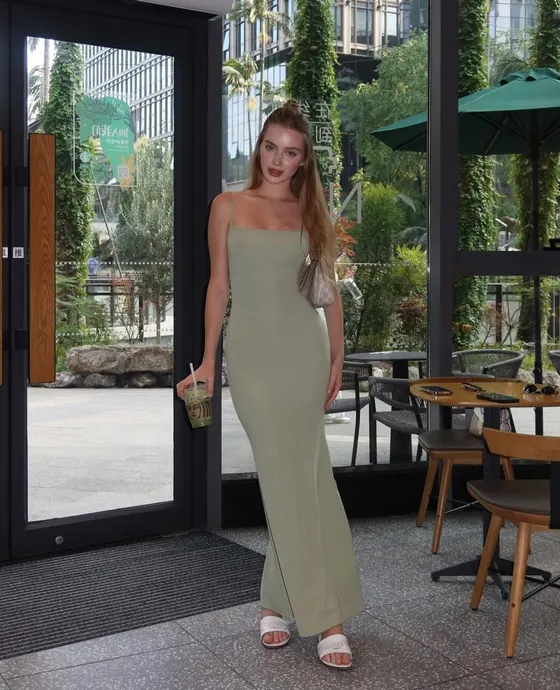 Anya, escort in Dubai — photo 6