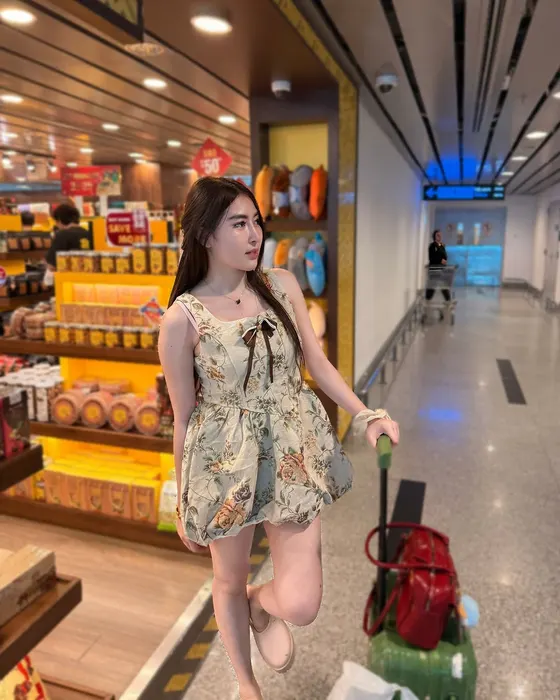 Celine, escort in Dubai — photo 6