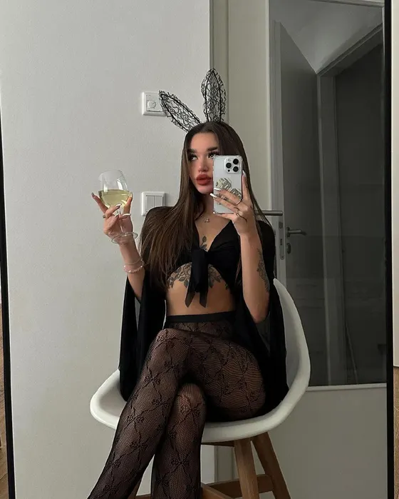 Celine, Thai escort in Dubai — photo 6