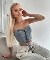 Chloe, escort in Dubai — photo 2