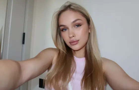 Cora, escort in Dubai