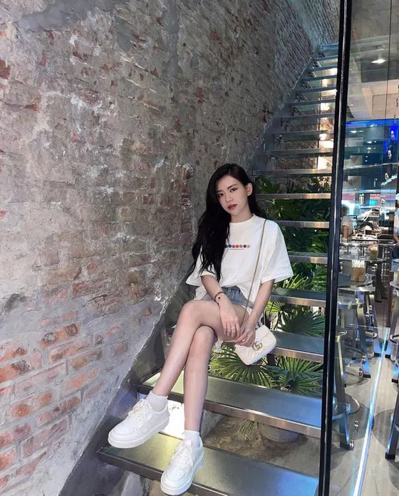 Eva, Asian escort in Dubai — photo 6