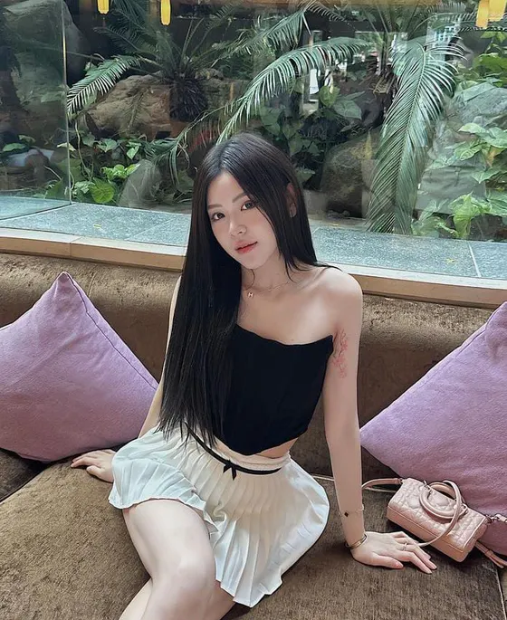 Eva, Asian escort in Dubai — photo 7