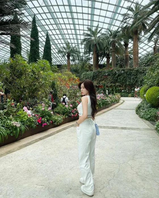 Eva, Asian escort in Dubai — photo 9