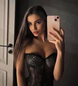 Lara, escort in Dubai — photo 2