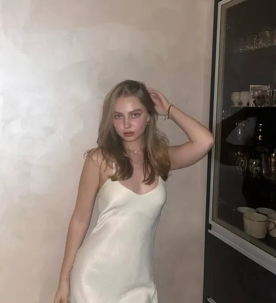 Sabrina, escort in Dubai — photo 10