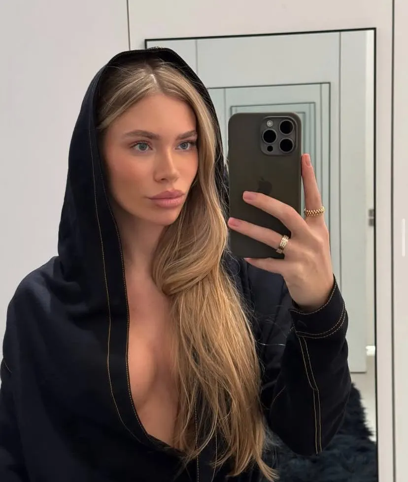 Talia, escort in Dubai