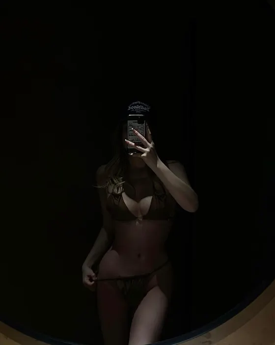 Thea, escort in Dubai — photo 3