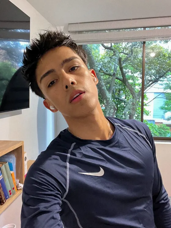 Adrian, male escort in Dubai