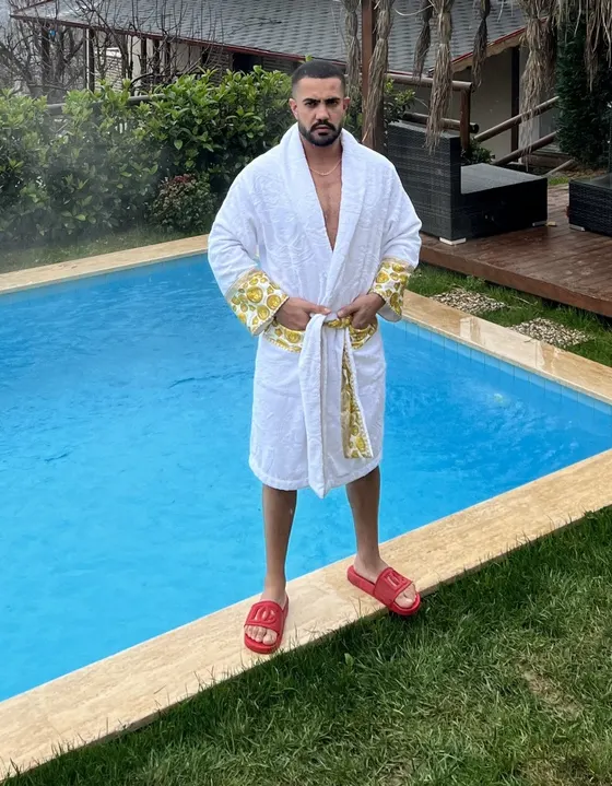 Adrian, male escort in Dubai — photo 15