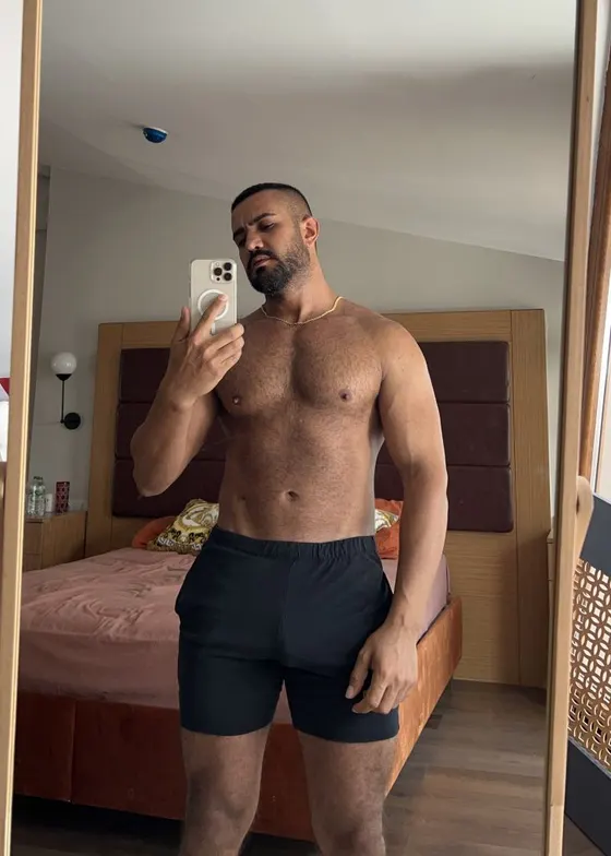 Adrian, male escort in Dubai — photo 9