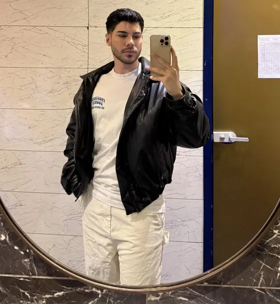 Adrian, male escort in Dubai โ photo 3