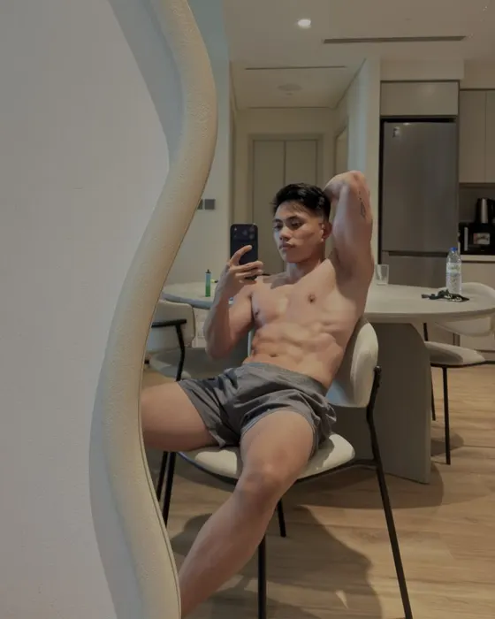 Adrian, Thai male escort in Dubai — photo 5