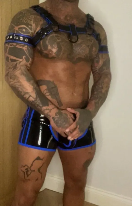 Adrian, Russian male escort in Dubai โ photo 6