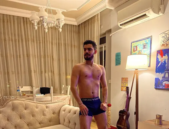 Alex, Brazilian male escort in Dubai — photo 15