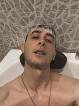 Alex, Russian male escort in Dubai — photo 4