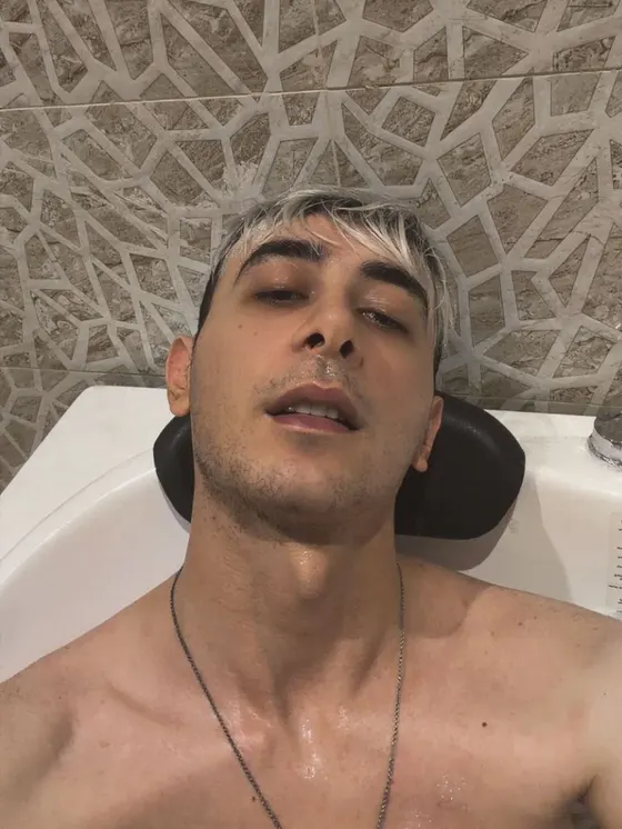 Alex, Russian male escort in Dubai — photo 4