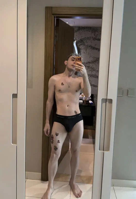 Alex, Russian male escort in Dubai — photo 8