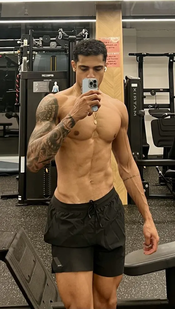 Andre, Brazilian male escort in Dubai — photo 7
