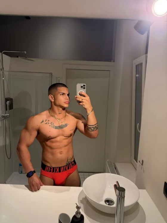 Andre, Brazilian male escort in Dubai — photo 7