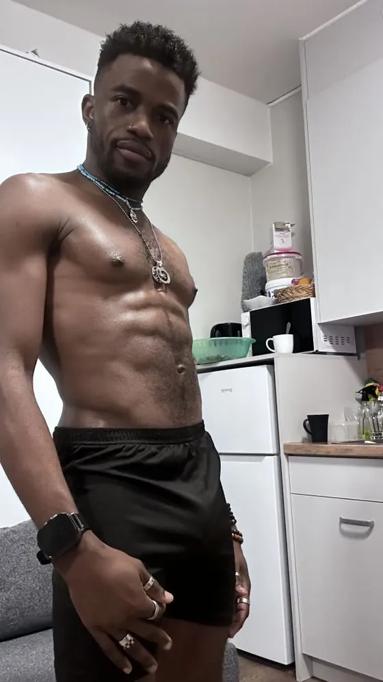 Damian, Ebony male escort in Dubai — photo 10
