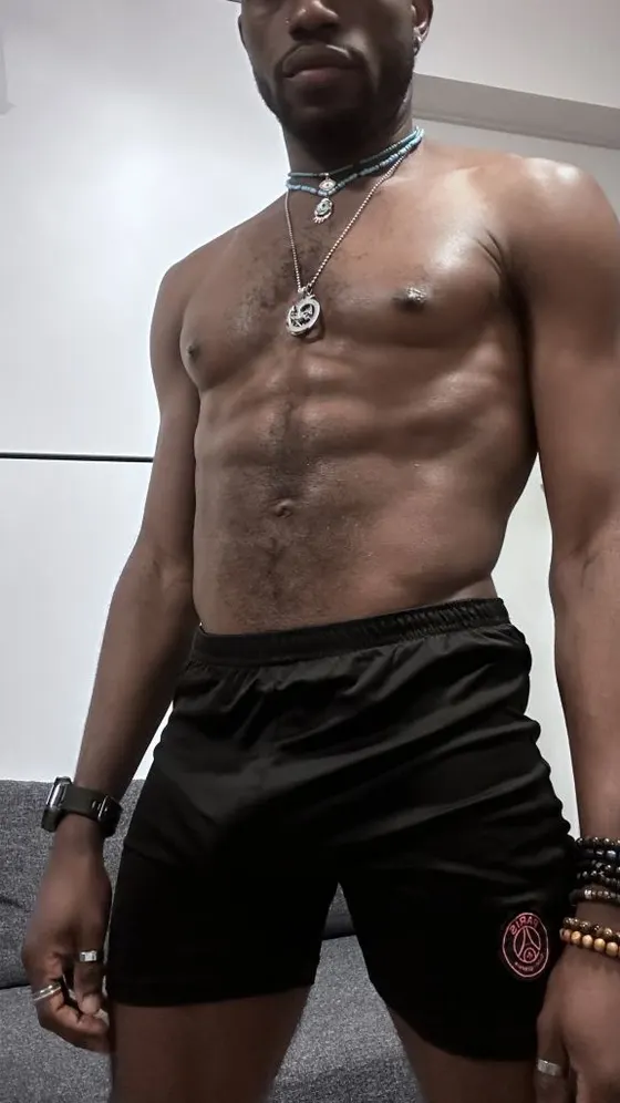 Damian, Ebony male escort in Dubai — photo 8