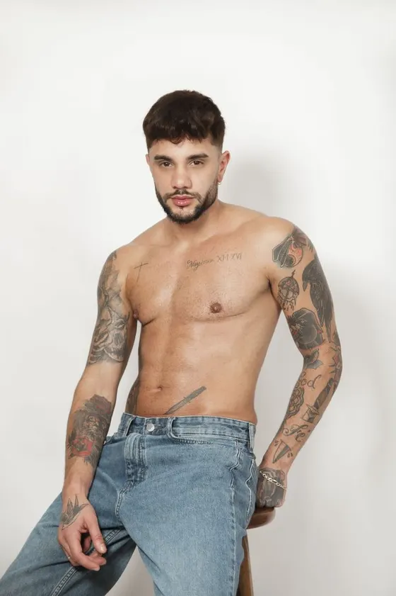 Damian, male escort in Dubai — photo 6