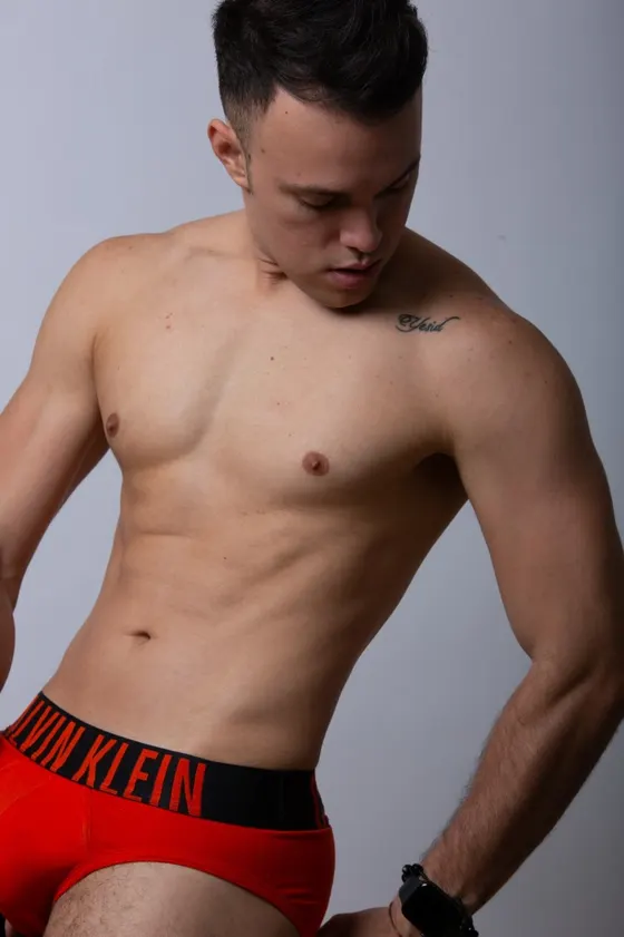 Damian, Brazilian male escort in Dubai — photo 17