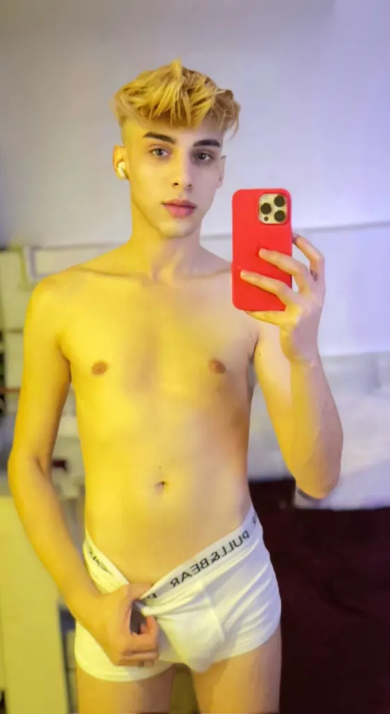 Damian, Brazilian male escort in Dubai — photo 10