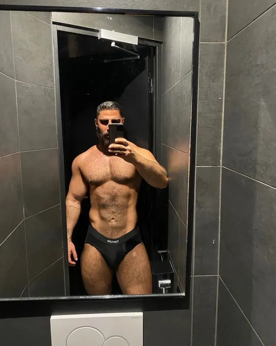 Daniel, Brazilian male escort in Dubai — photo 11
