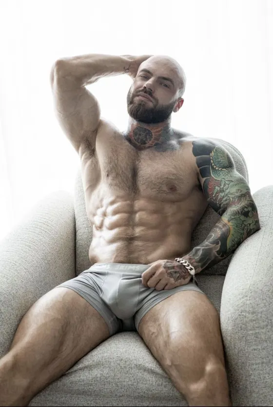 Daniel, Brazilian male escort in Dubai
