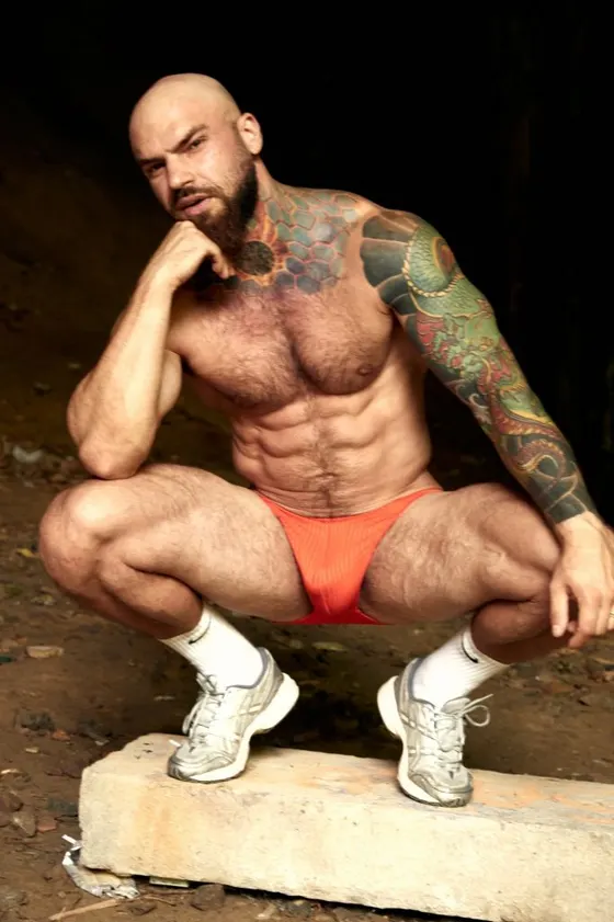 Daniel, Brazilian male escort in Dubai — photo 17