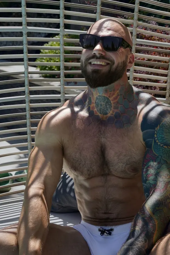 Daniel, Brazilian male escort in Dubai — photo 7
