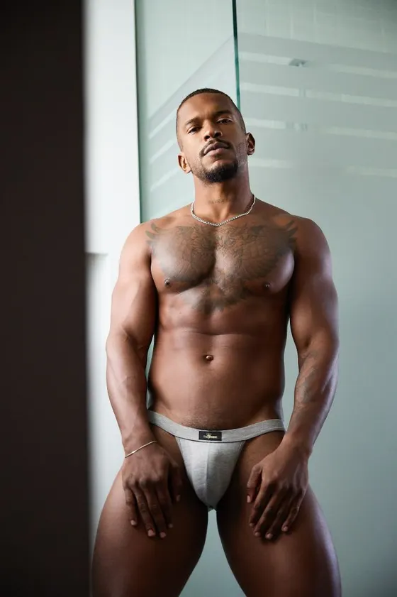David, male escort in Dubai — photo 4