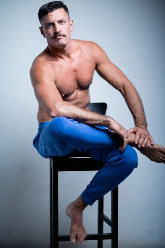 Dima, male escort in Dubai โ photo 12