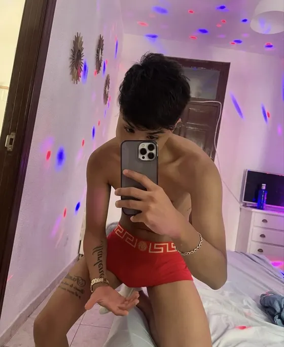 Dima, male escort in Dubai — photo 12