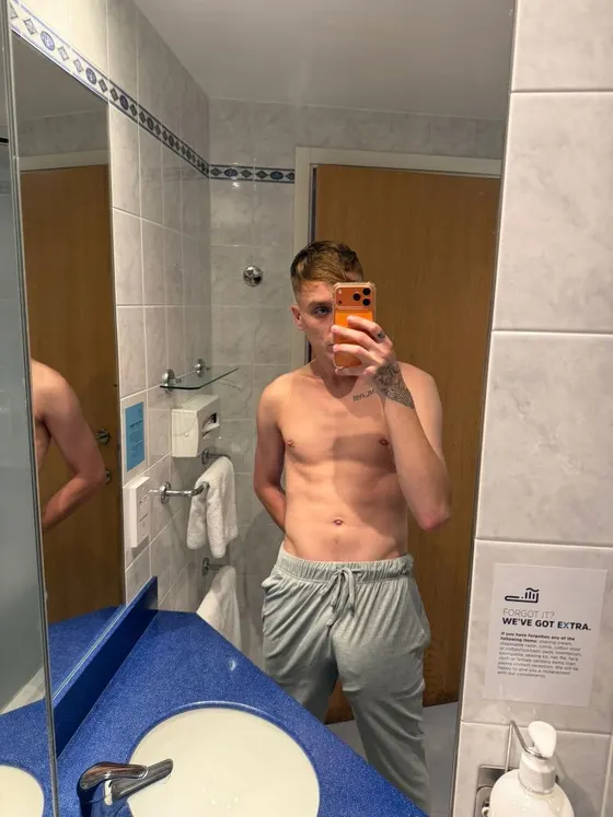 Dorian, male escort in Dubai โ photo 2