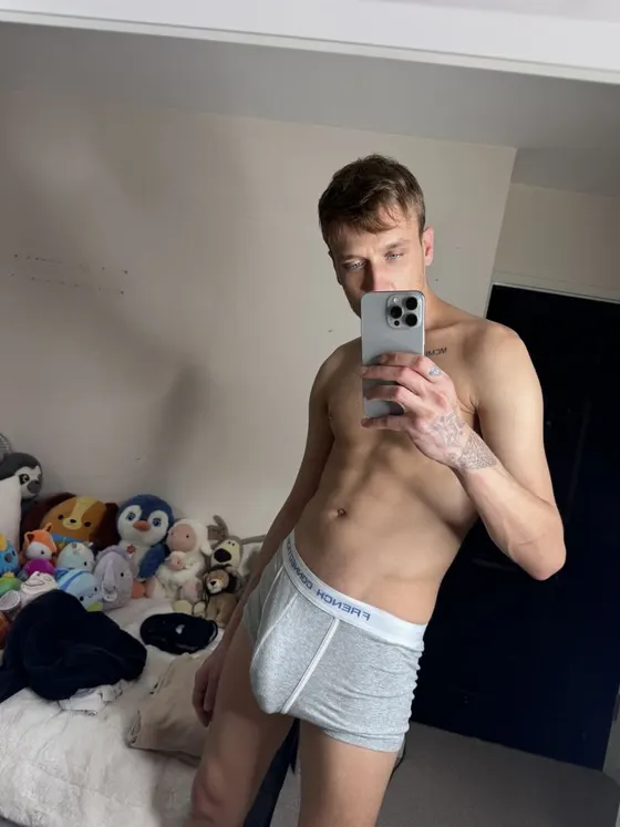 Dorian, male escort in Dubai โ photo 7