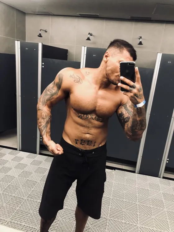 Dorian, male escort in Dubai — photo 10