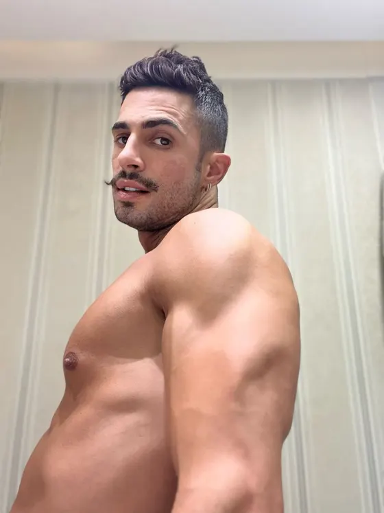 Dorian, Brazilian male escort in Dubai — photo 10