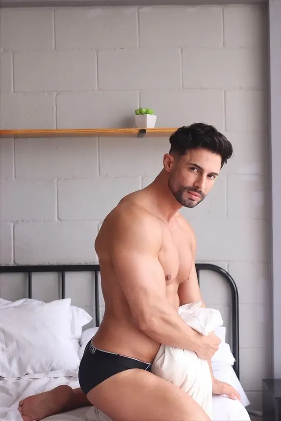 Dorian, Brazilian male escort in Dubai — photo 5