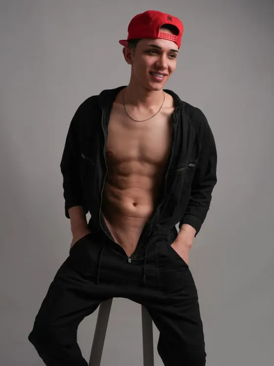 Dorian, Brazilian male escort in Dubai