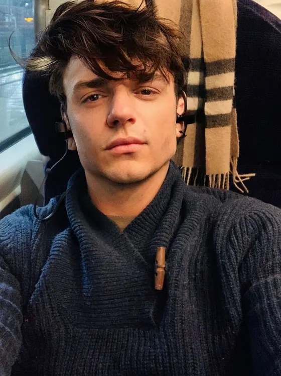 Enzo, male escort in Dubai — photo 11