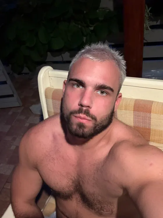 Erik, Russian male escort in Dubai โ photo 14