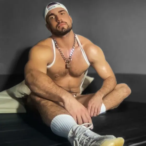 Erik, Russian male escort in Dubai โ photo 4