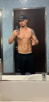 Erik, male escort in Dubai — photo 2