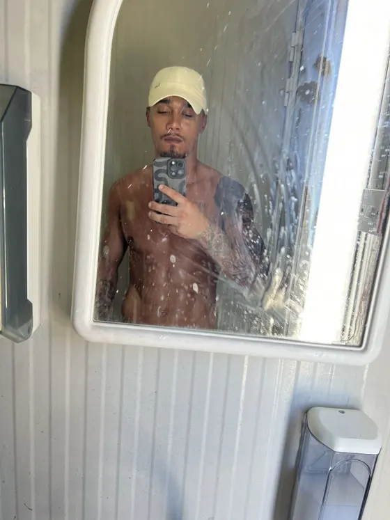 Erik, male escort in Dubai — photo 6