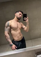 Ethan, Brazilian male escort in Dubai — photo 4