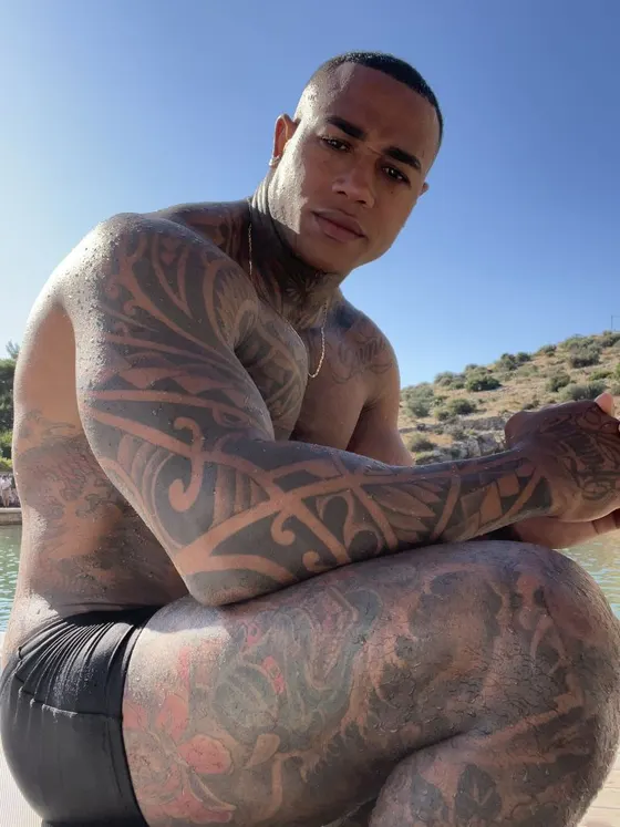 Ethan, male escort in Dubai โ photo 11