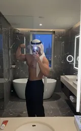 Felix, Brazilian male escort in Dubai — photo 4